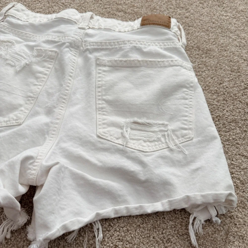 American Eagle Baggy Denim Shorts Womens 2 White Highest Rise Distressed Raw Hem